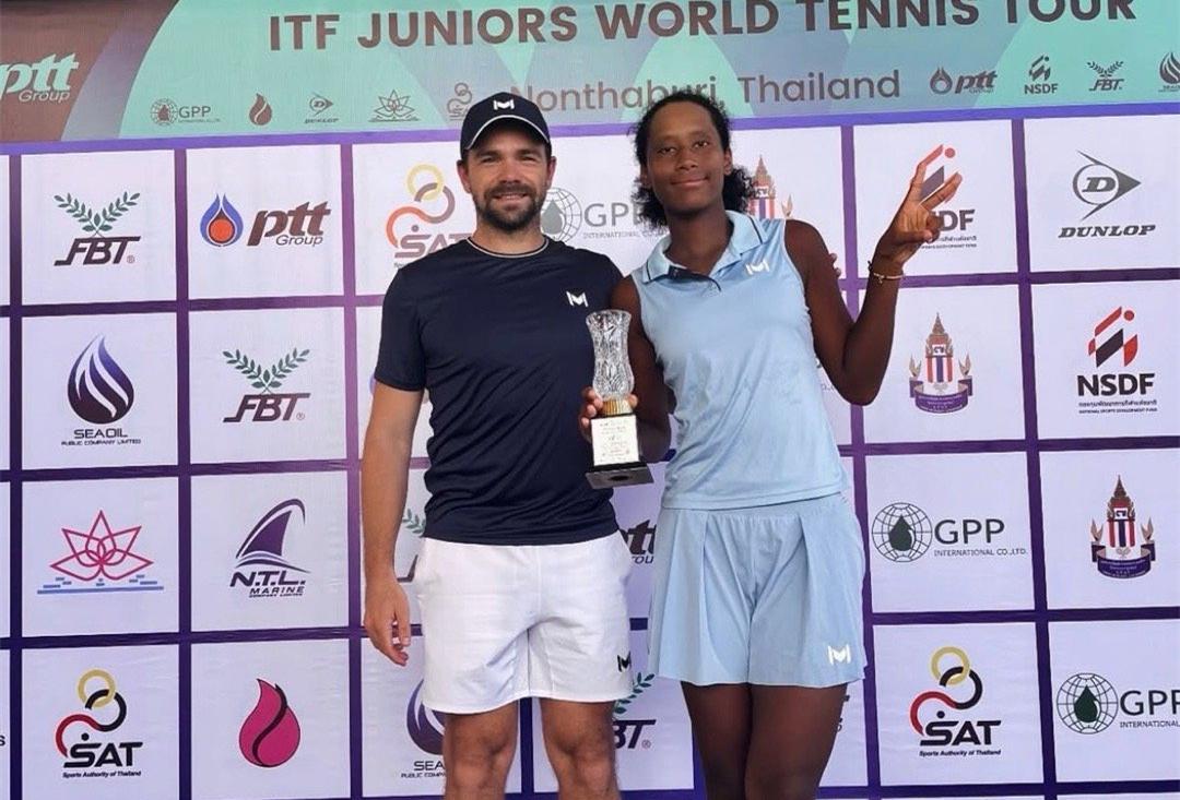 开云app体育在线下载-6连胜夺冠！中国女网17岁1米80混血新星崛起：看齐偶像大阪直美？